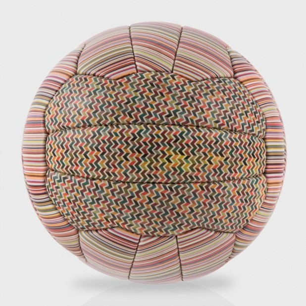 Ballon de football Paul Smith en édition limitée