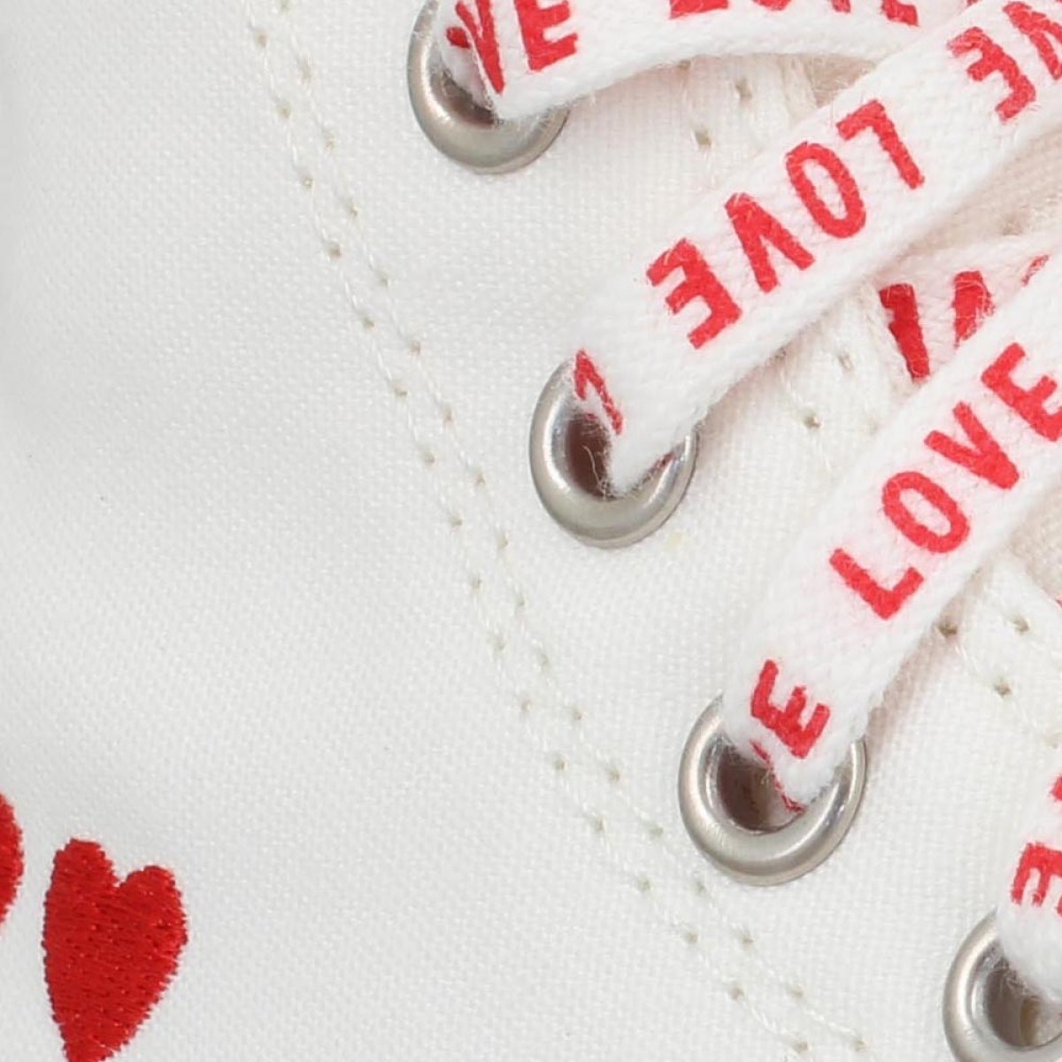 Converse petit coeur 2025