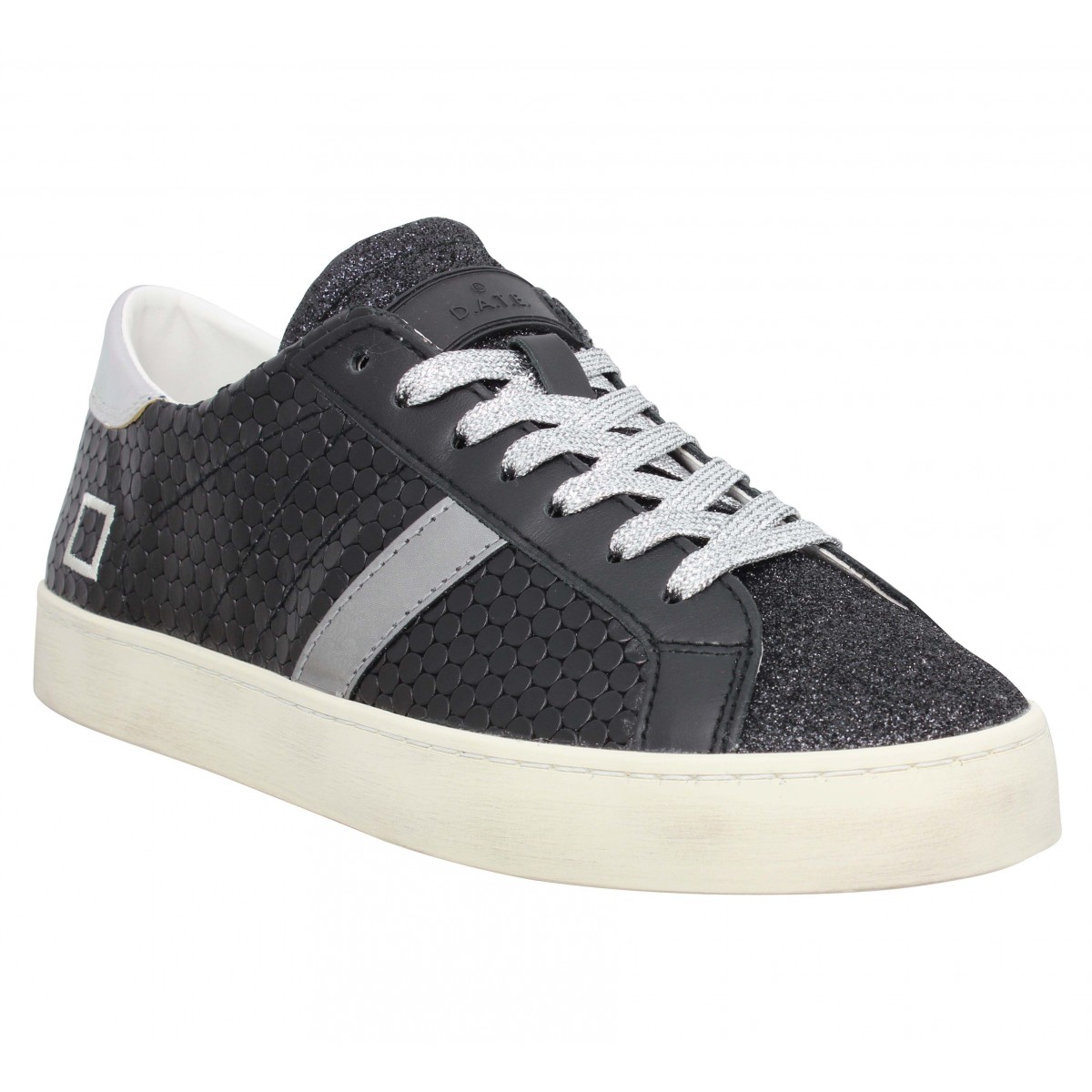 date sneakers