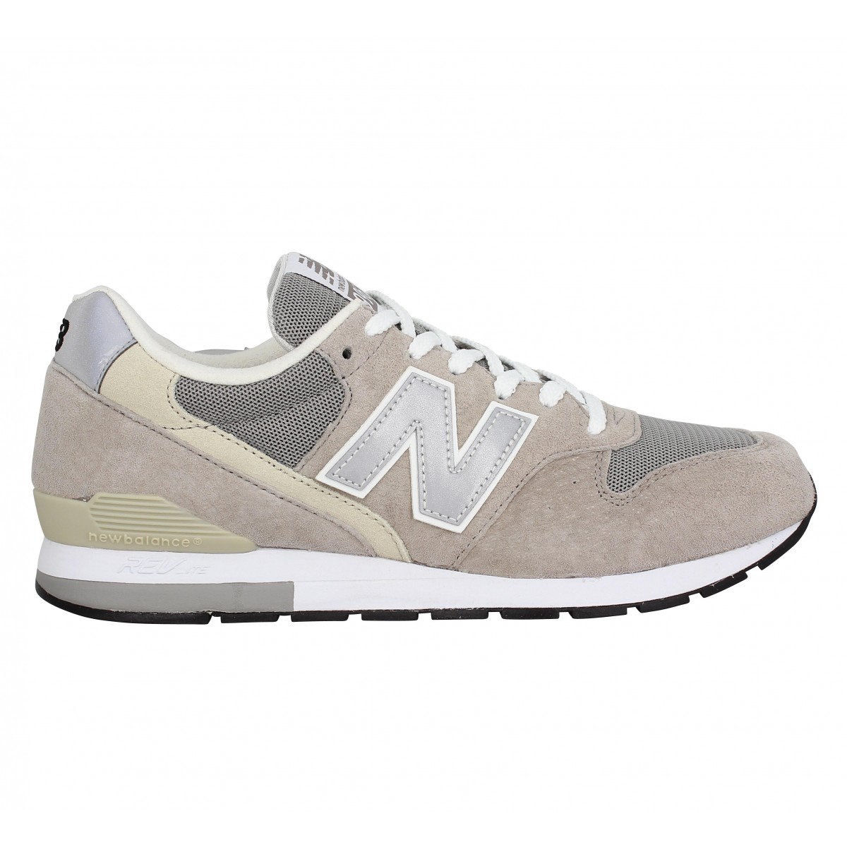 new balance beige et argent
