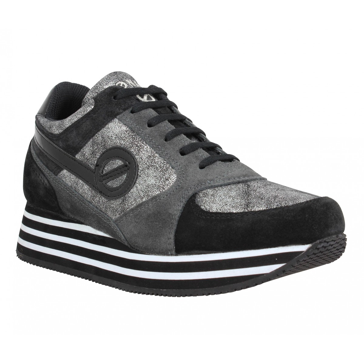 no name parko jogger