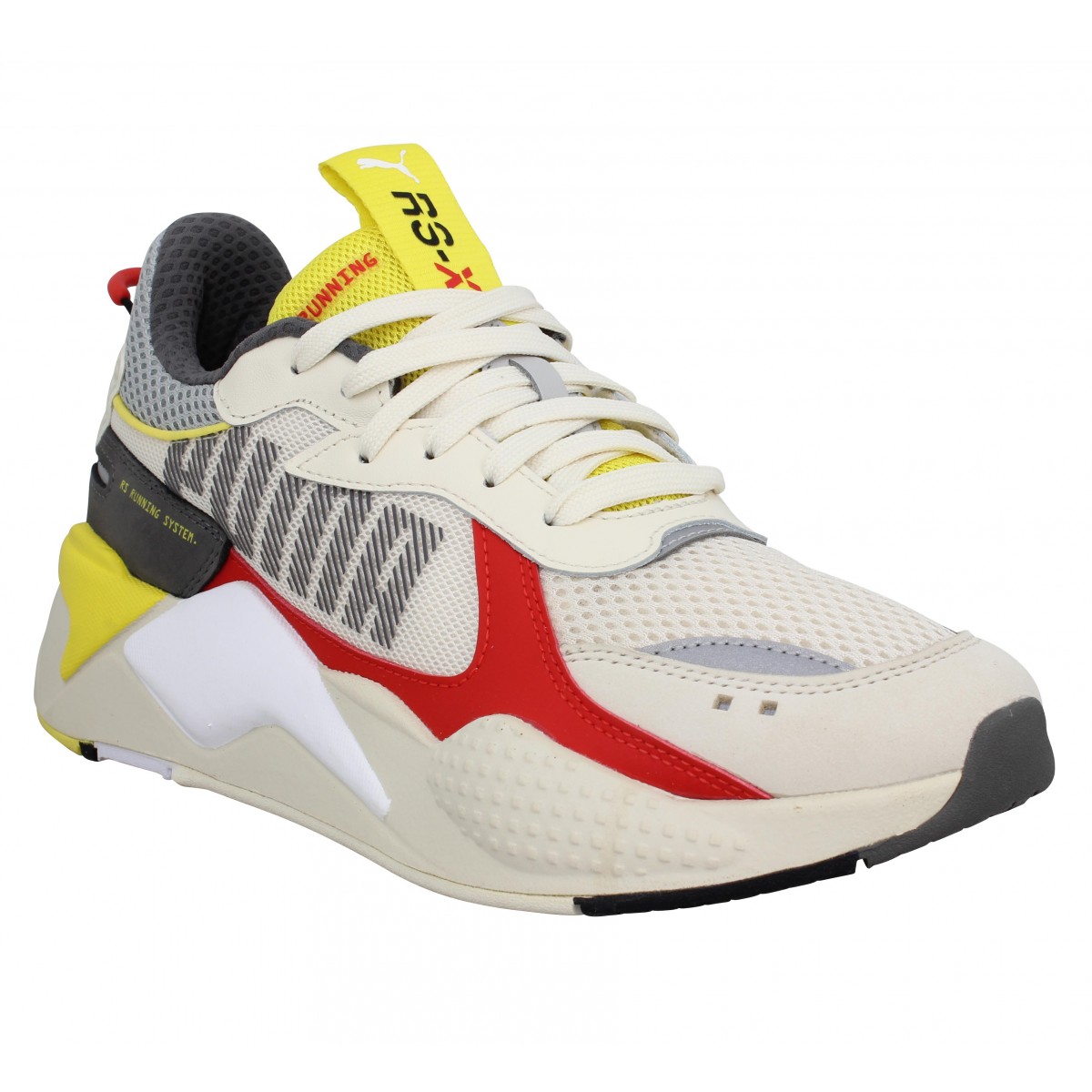 Puma rouge et blanc 2025
